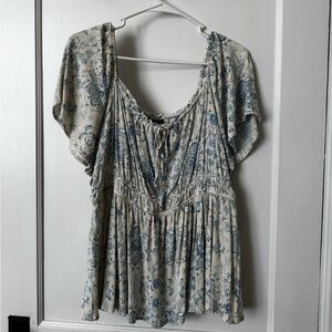 torrid Cream and Blue Floral Peasant Blouse